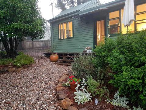 Mimosa Restful Retreat