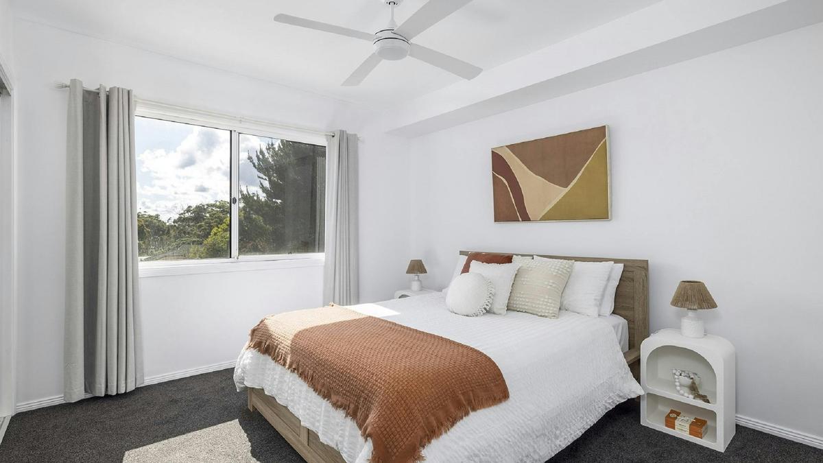 Queen bedroom