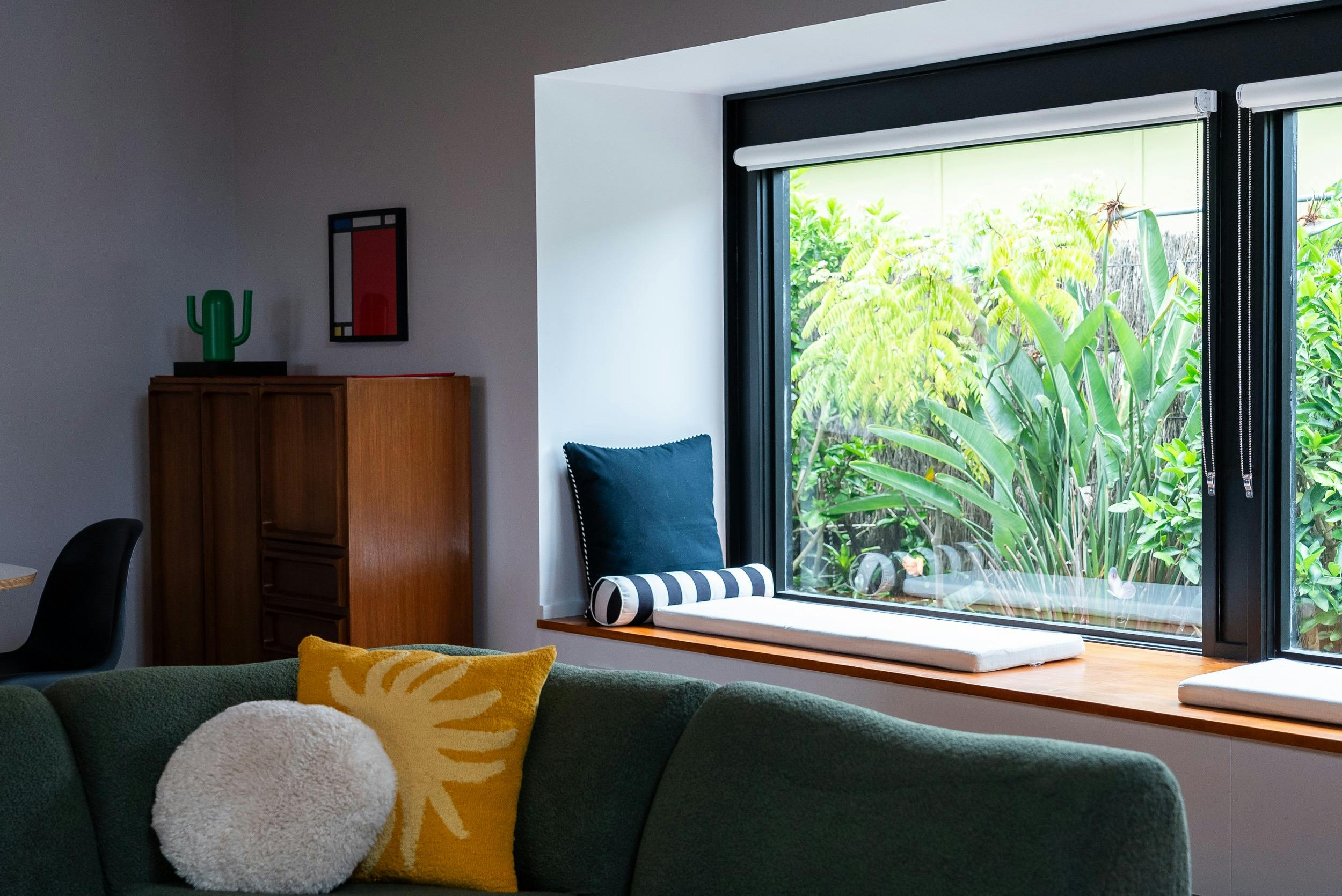 Lois , Photographer Russell Quinn