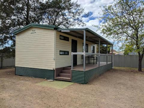 Cabin at Lockhart Caravan Park