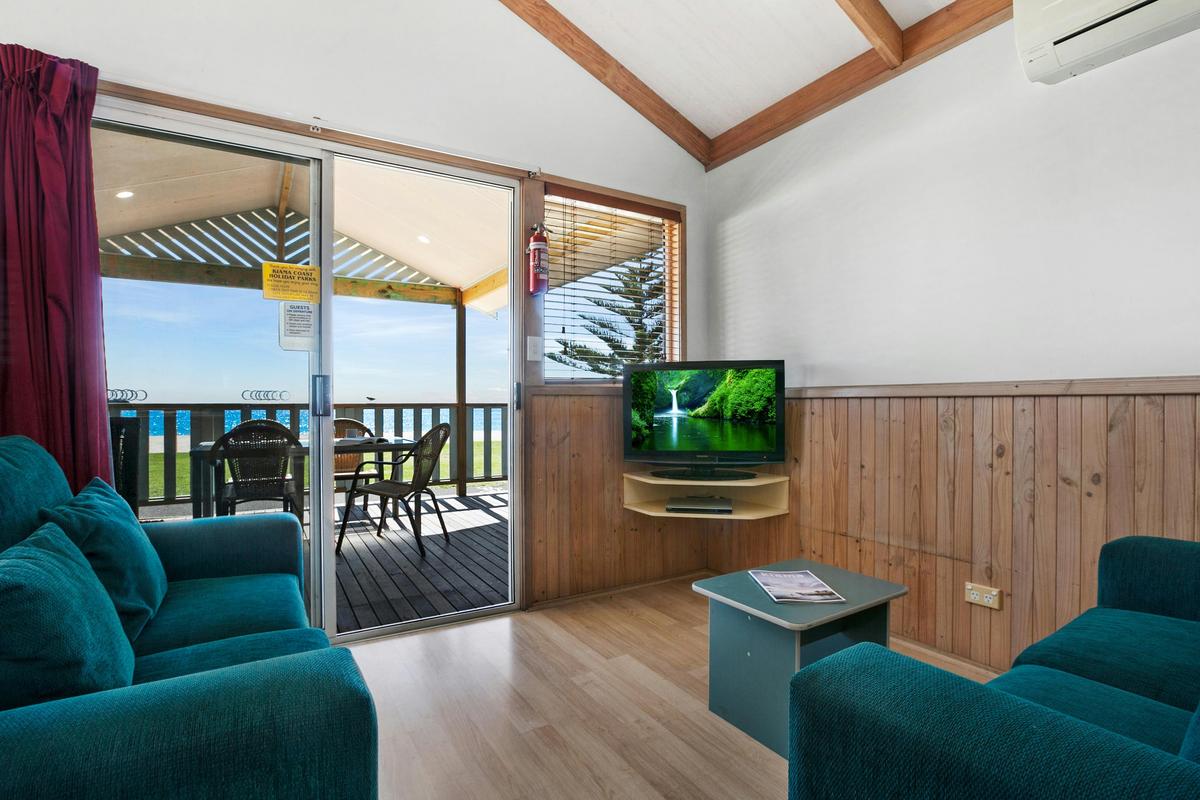 Beachcomber lounge area