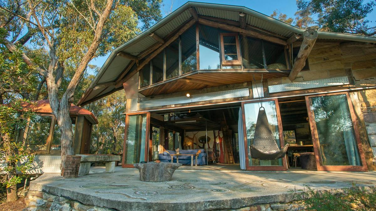 Dream Cabin External View