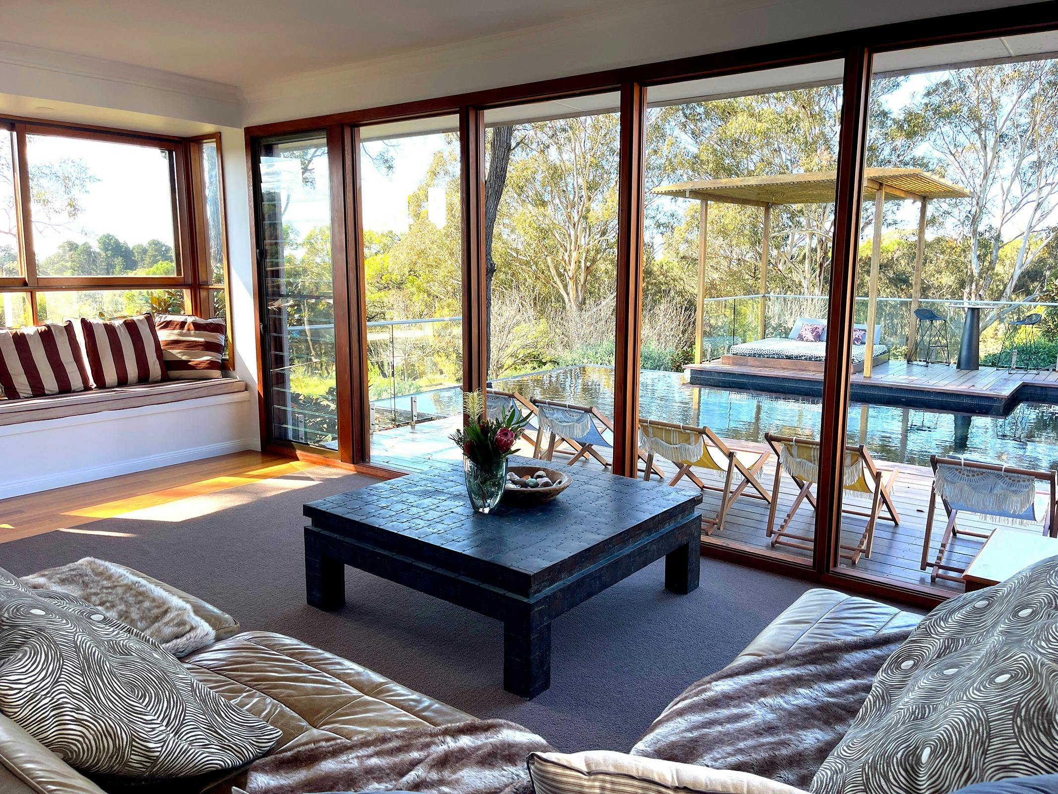 Lounge area in Retreat House with ionised infinity pool
