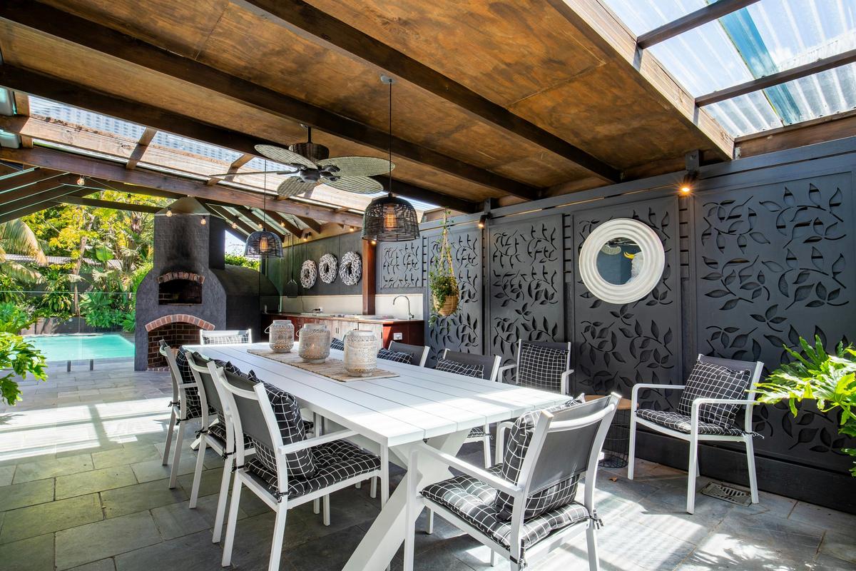 Dining Deck