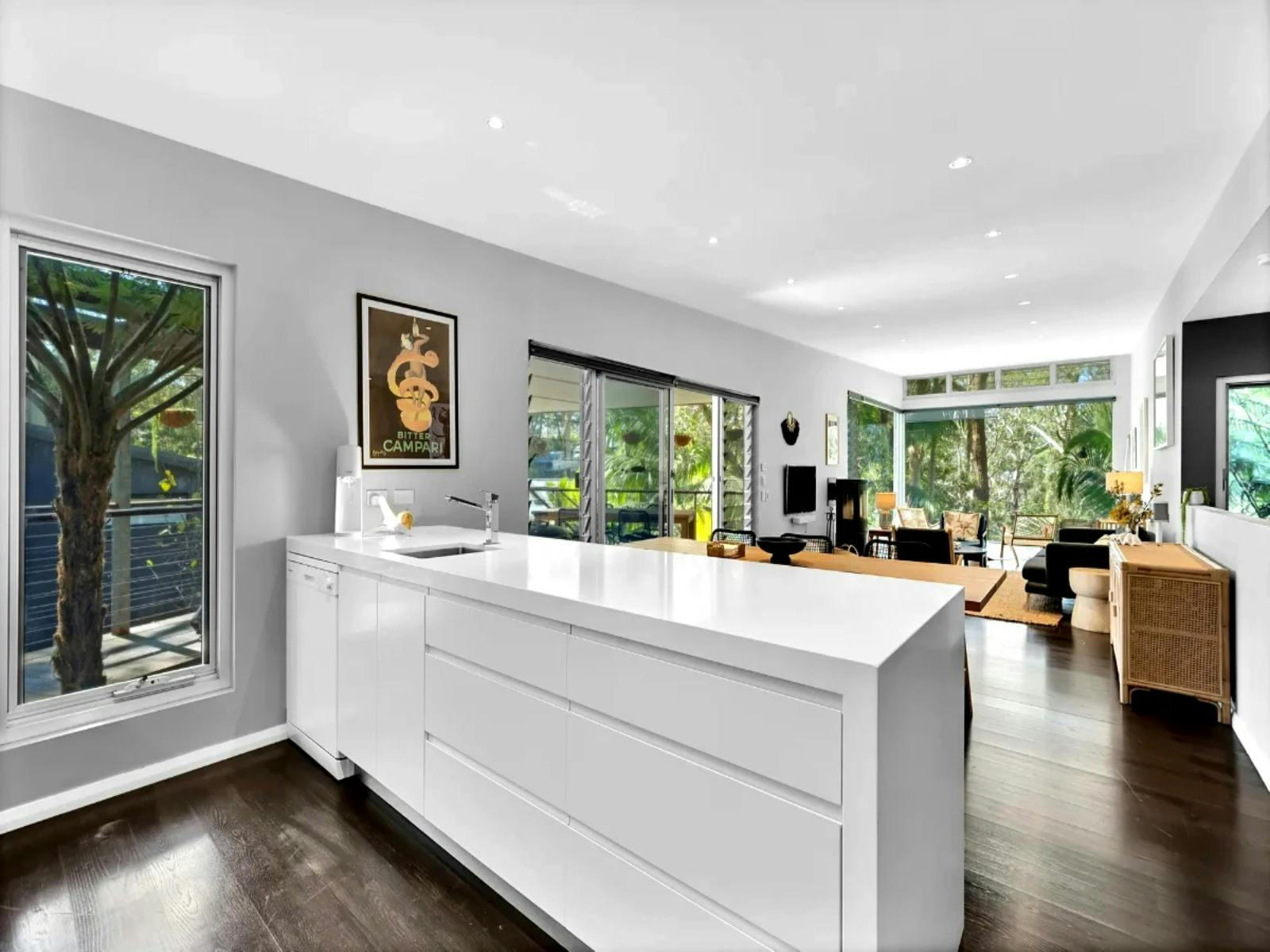 Central cooking area and plenty of workspace