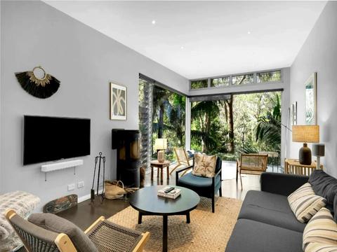 Luxury Beachside Treehouse