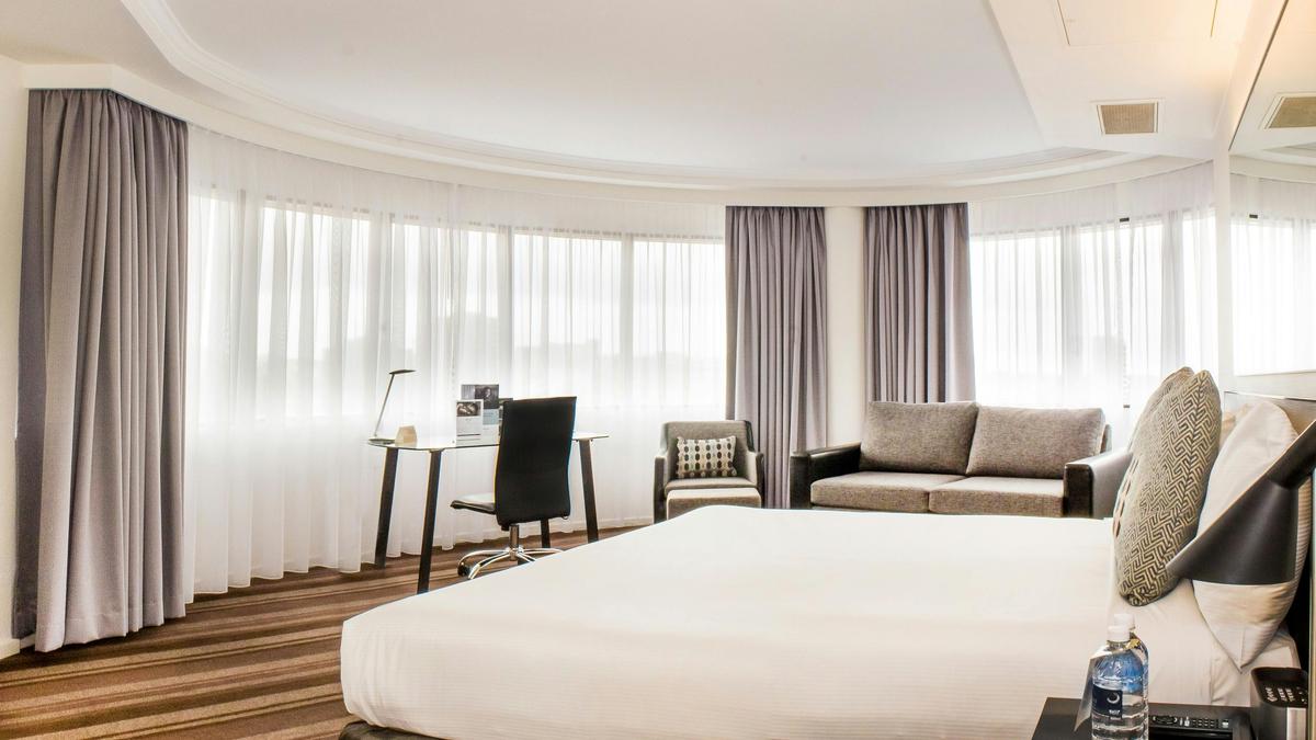 Deluxe King Room