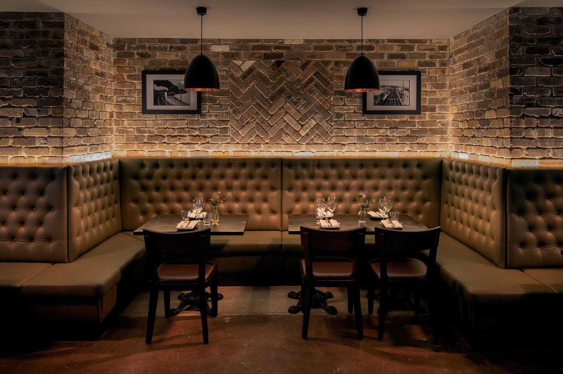 Platform 818 Restaurant & Bar