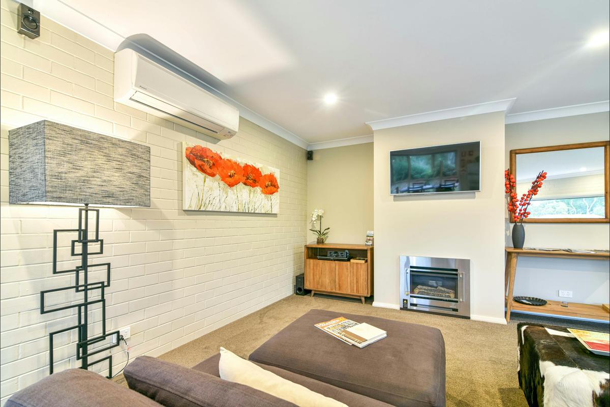 Spacious lounge area