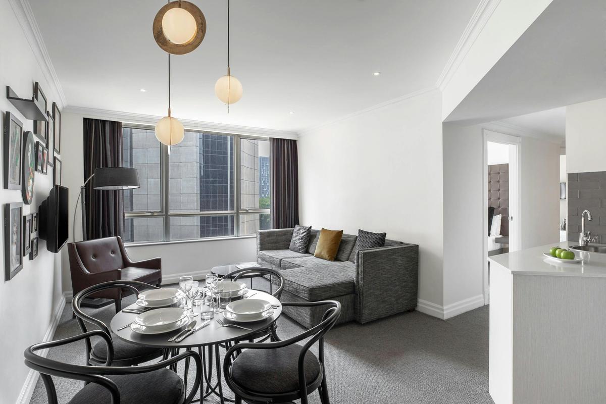 2 Bedroom Deluxe Apartment