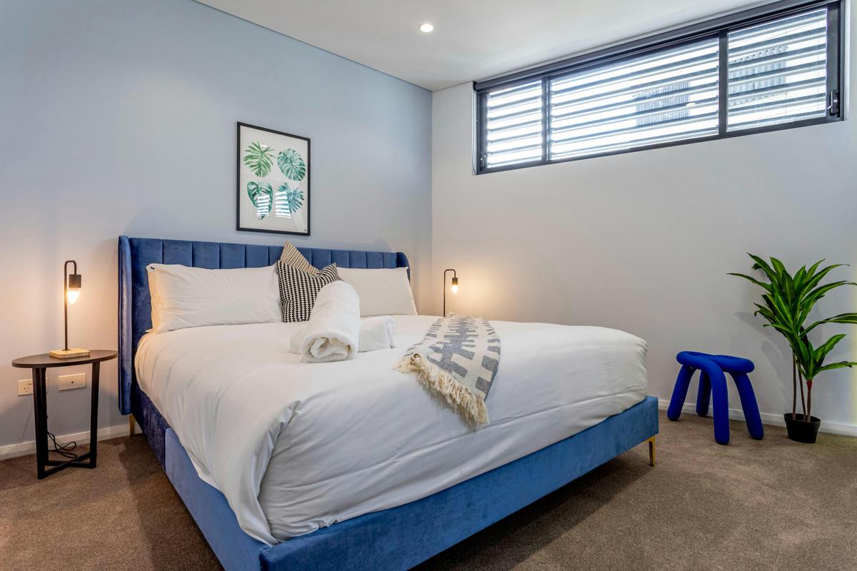 Bedroom Classic 2 Bedroom Apartment