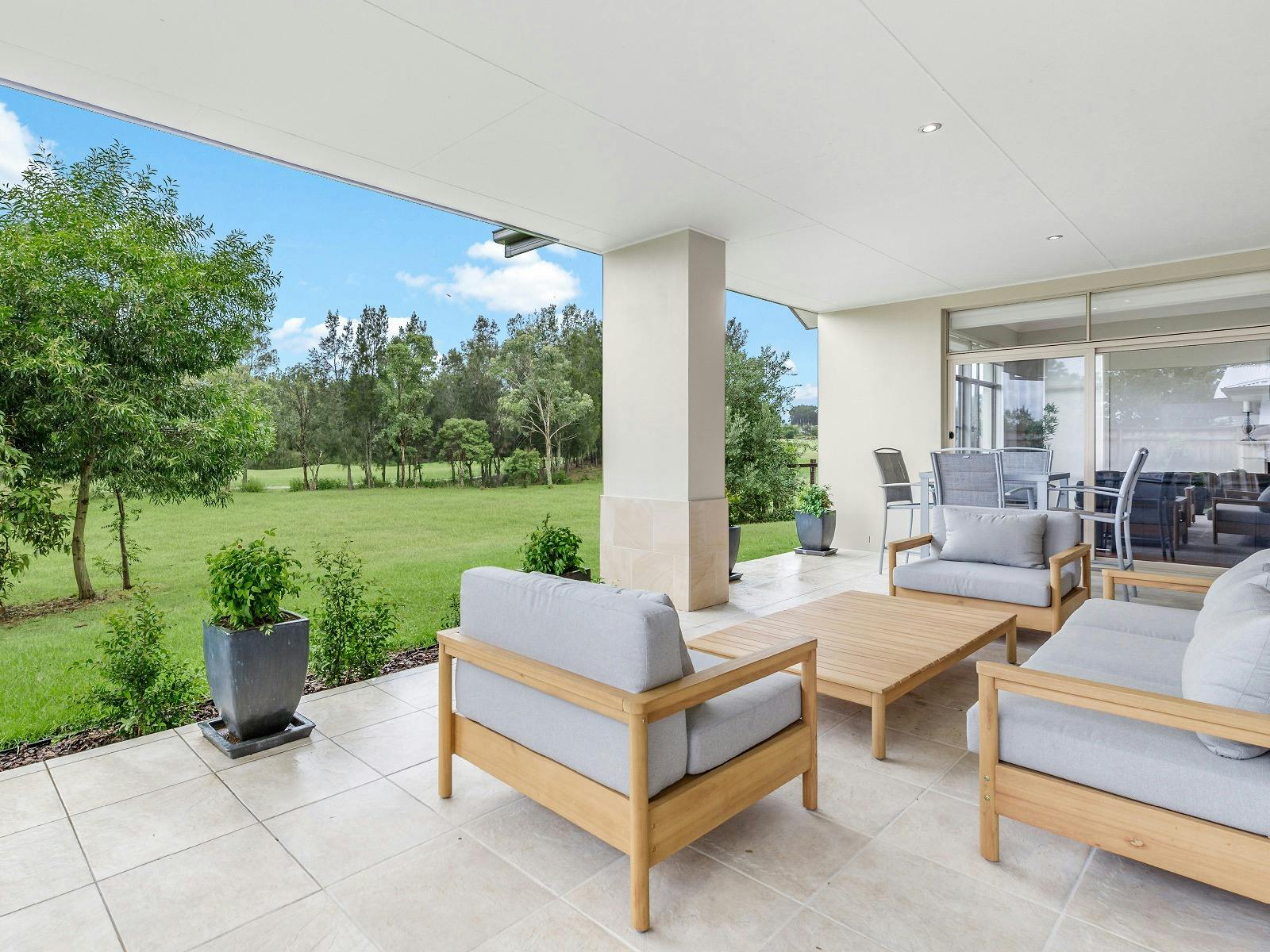 La Vita outdoor lounge room