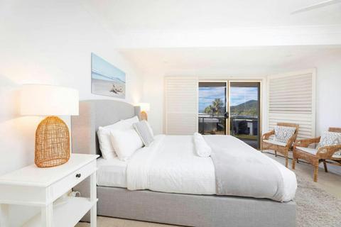 Lakeview Crescent