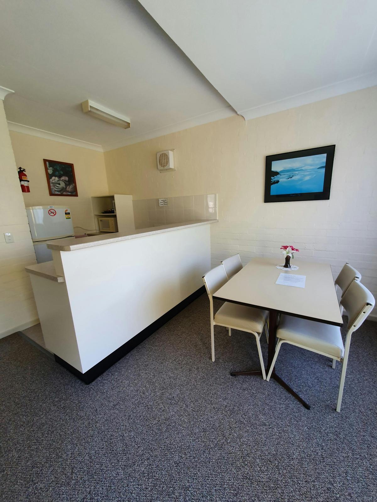 1 Bedroom Unit Kitchen and Dining Area