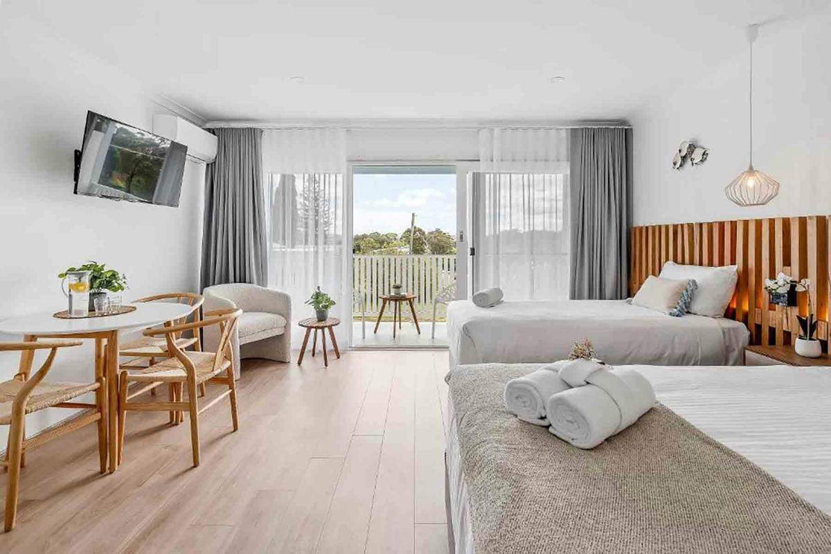 Executive Twin Room with Sea View