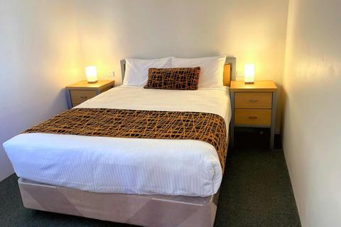 Our Executive Deluxe  Room has  a Queen bed and Ensuite