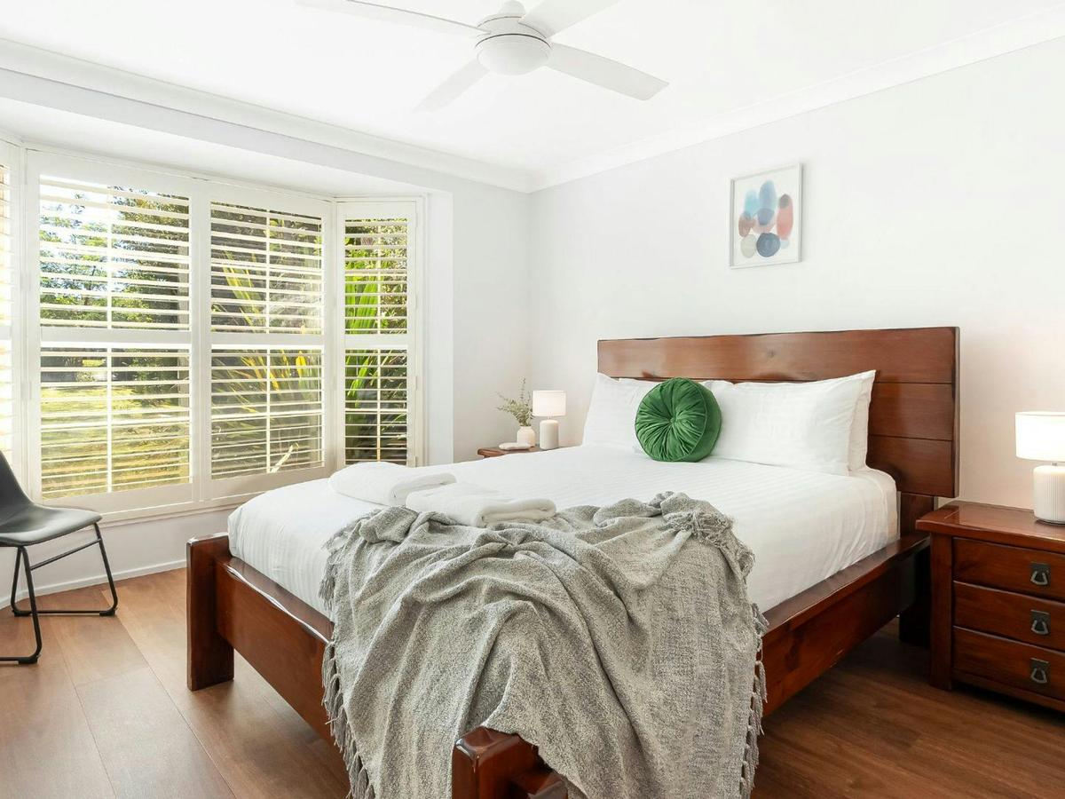 La Playa | Bedroom 1 | Queen | Ceiling fan | Complimentary travel cot