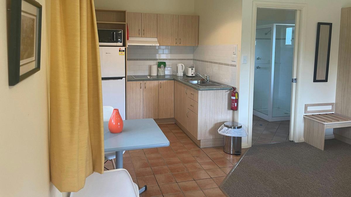 Lake Bathurst Accommodation 1243