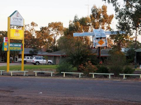 Lightning Ridge Outback Resort and Caravan Park