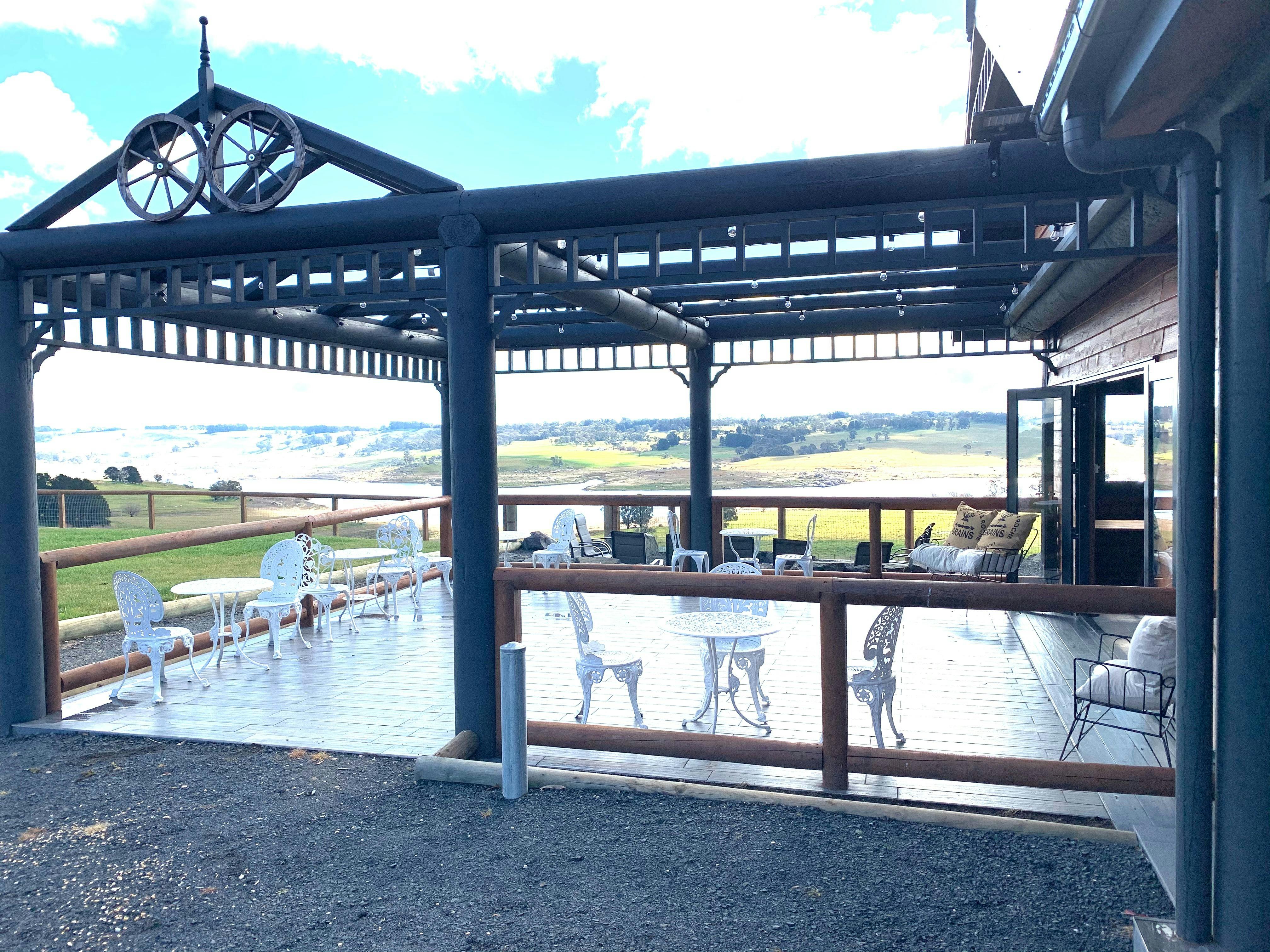 Barn Outdoor Alfresco .Courtyard
