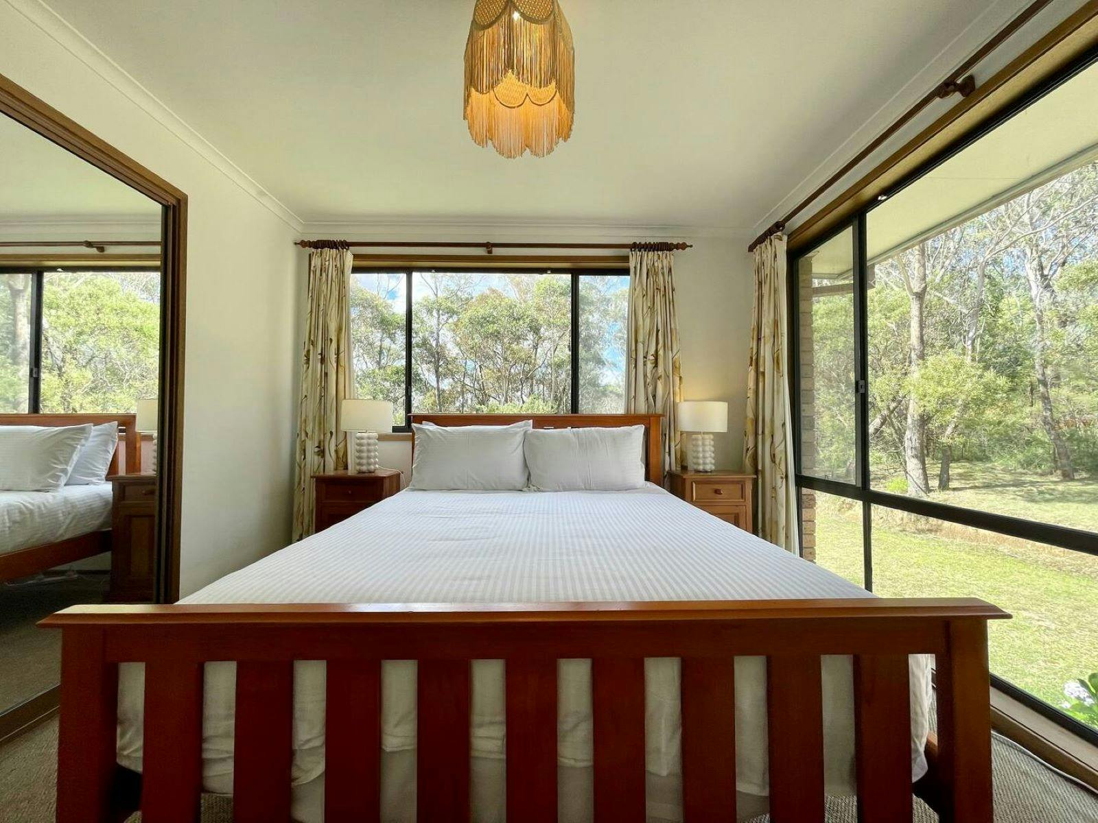 bedroom at Narrow Neck Retreat