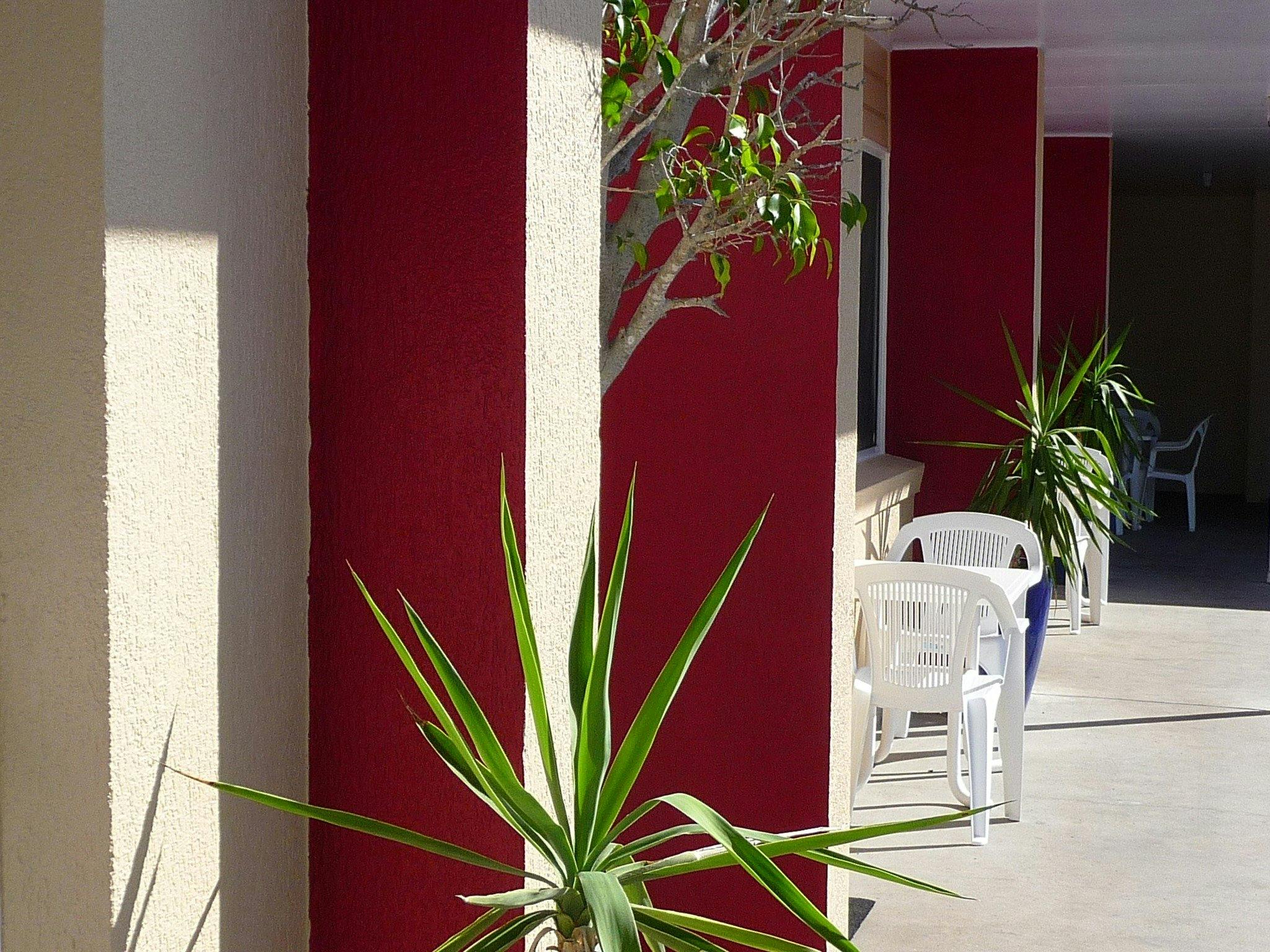 Arty Photo to make the car park look attractive - Las Vegas Motel Tweed Heads