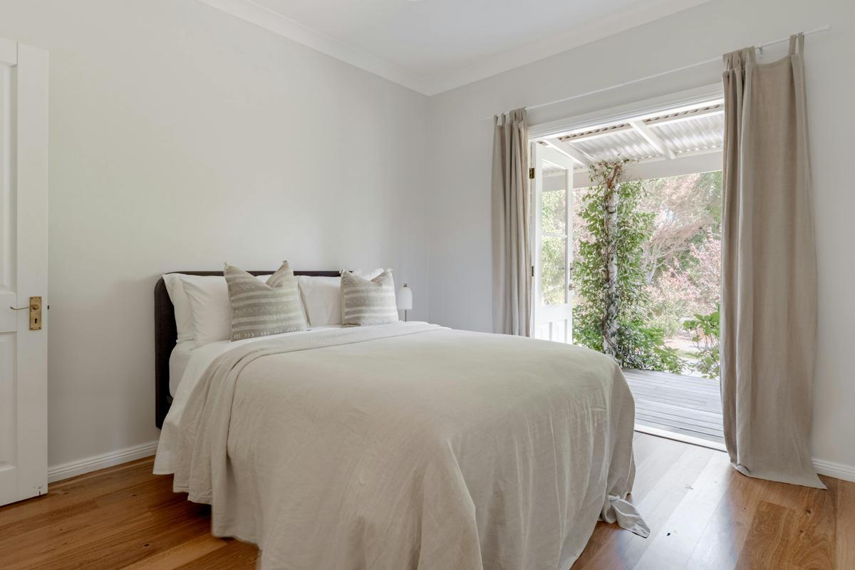 Linnaeus Farm Berry NSW - Bedroom