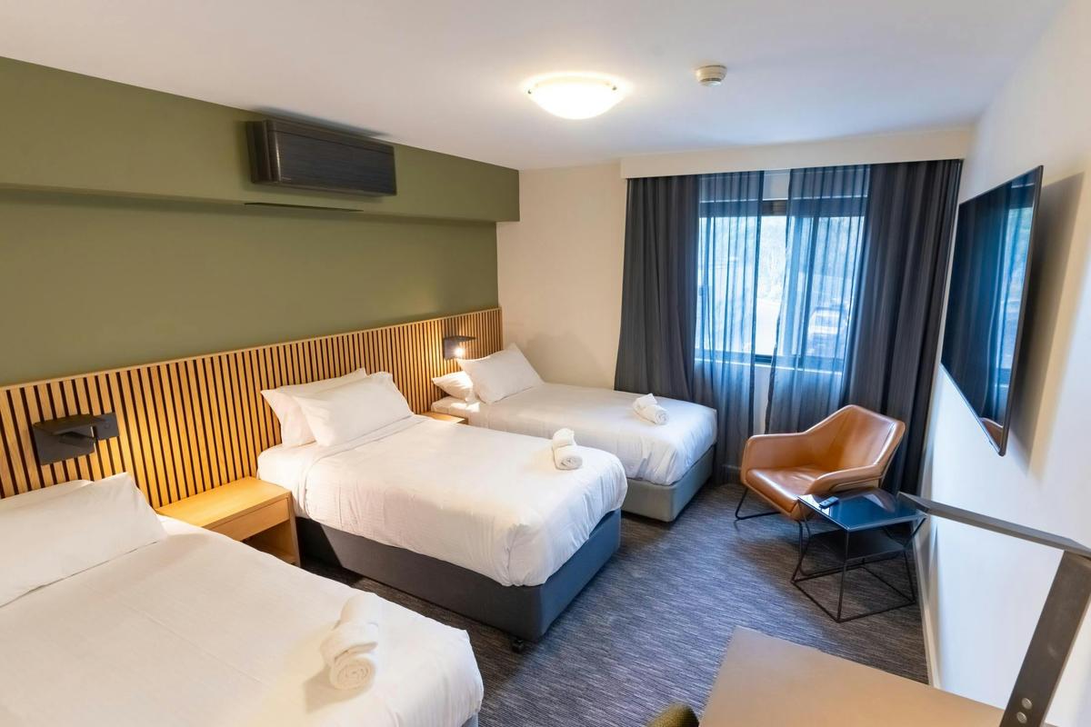 Triple Room