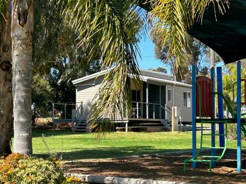 Lakeview Caravan Park
