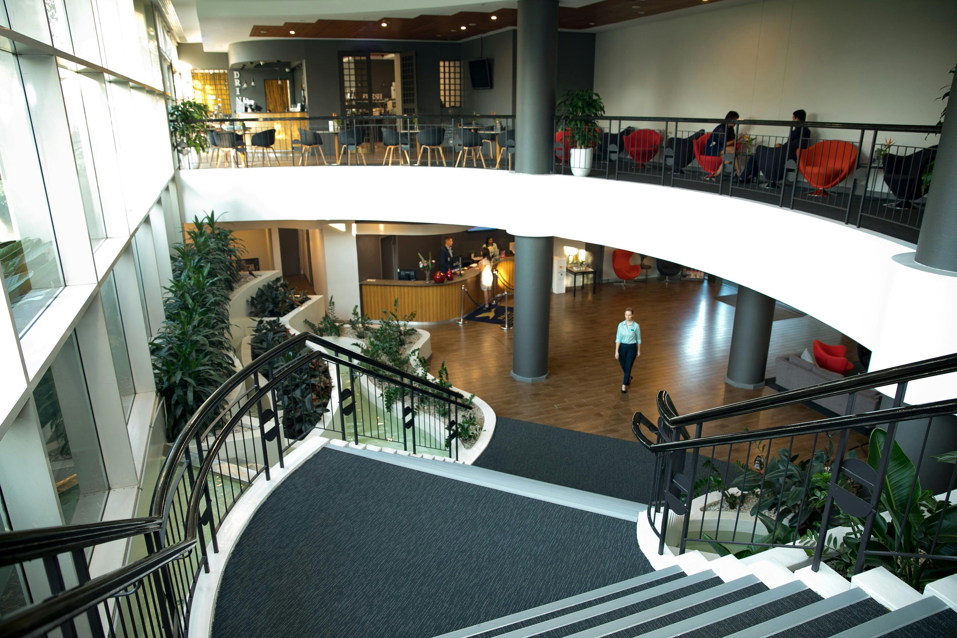 Lobby & Mezzanine