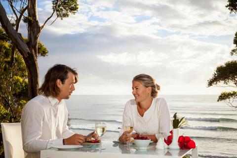 Romantic couples oceanfront accommodation