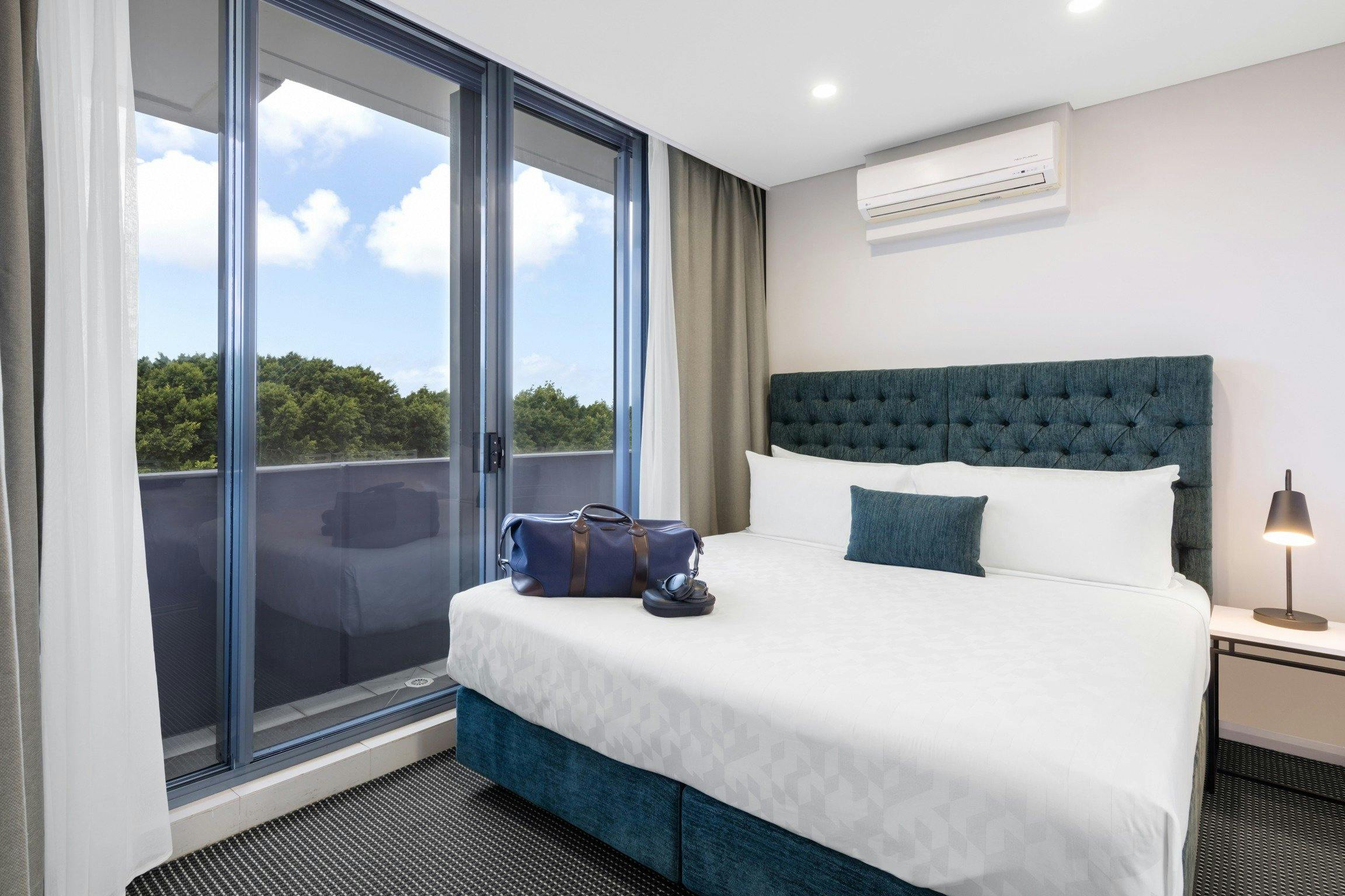 Meriton Suites Waterloo