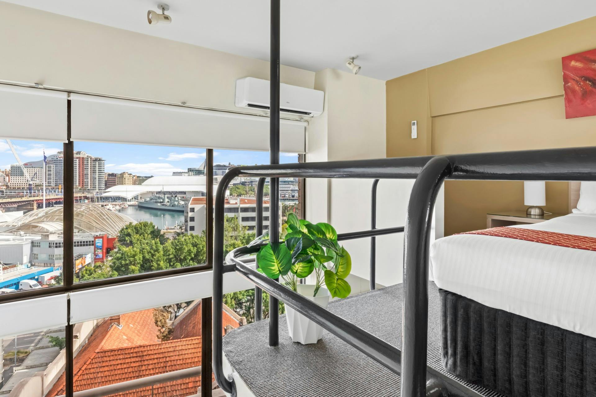 Loft-style apartment at Metro Apartments on Darling Harbour