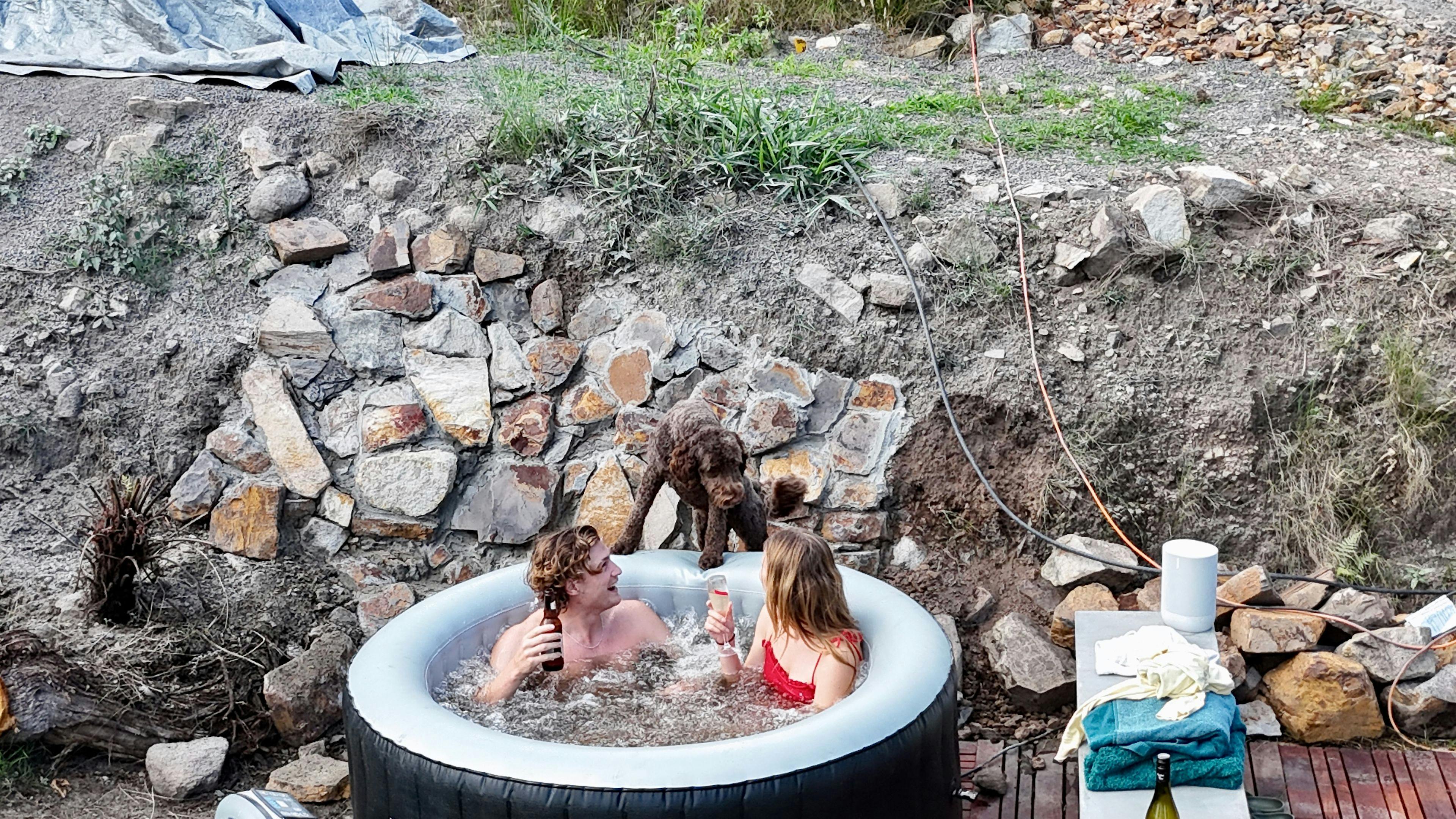 Now there's a spa! Heated to 30 degrees, the fresh water is changed weekly. It can be booked through the deluxe extra.