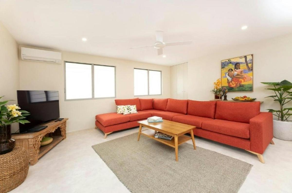 Lounge room