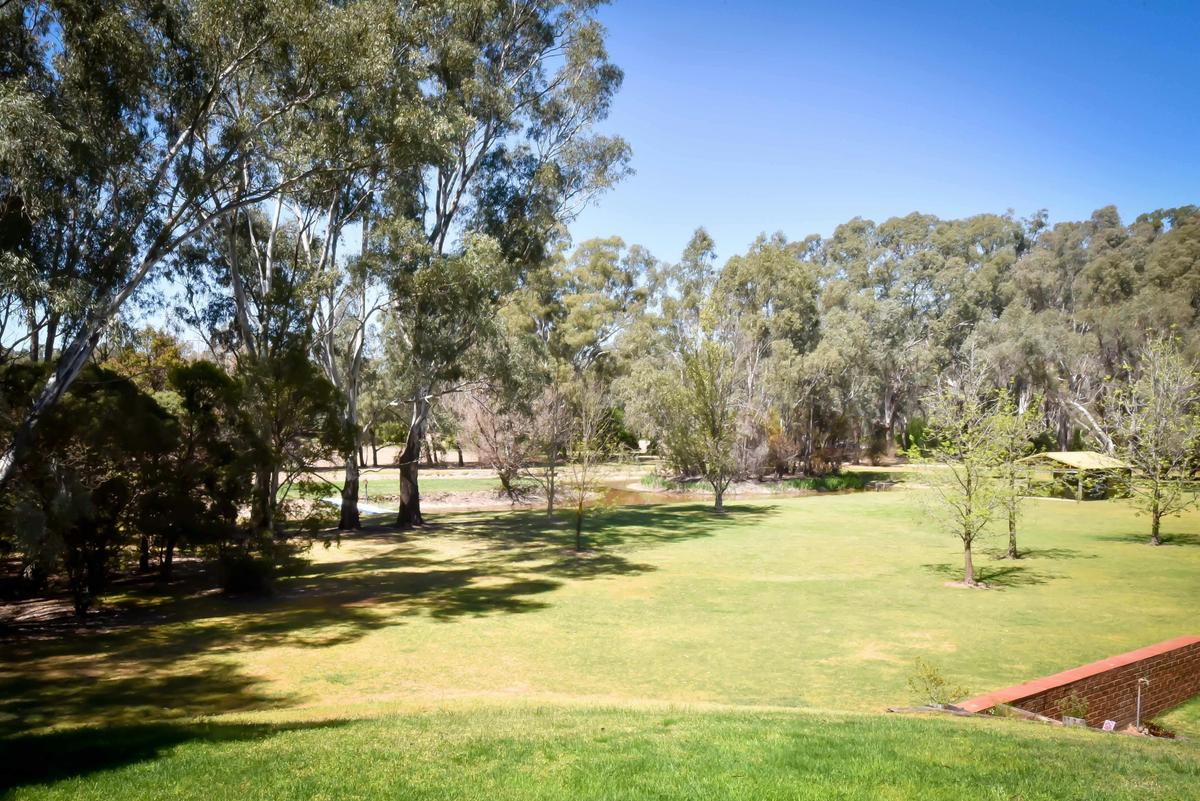 Groundslooking towards River