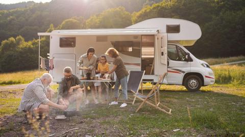 Lumeah By The Creek Near Waterfalls