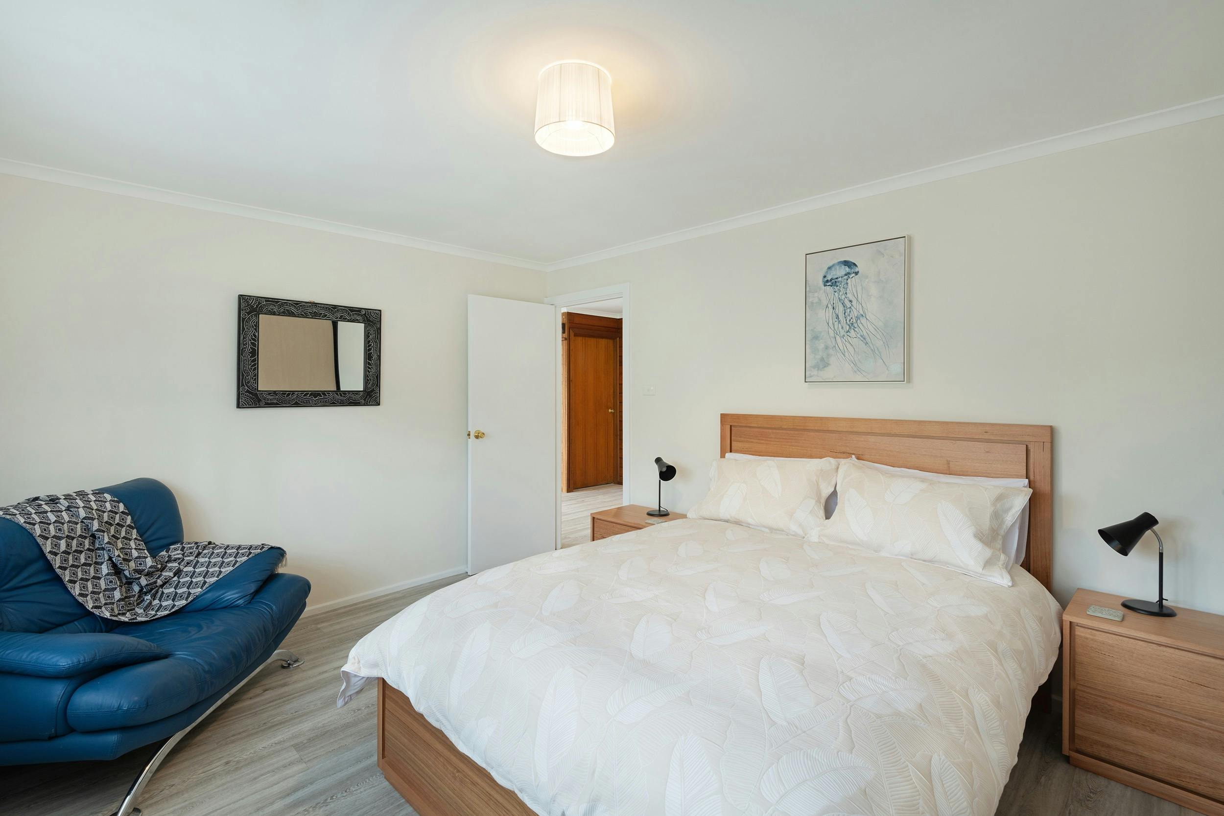 Meribella, Photographer Russell Quinn