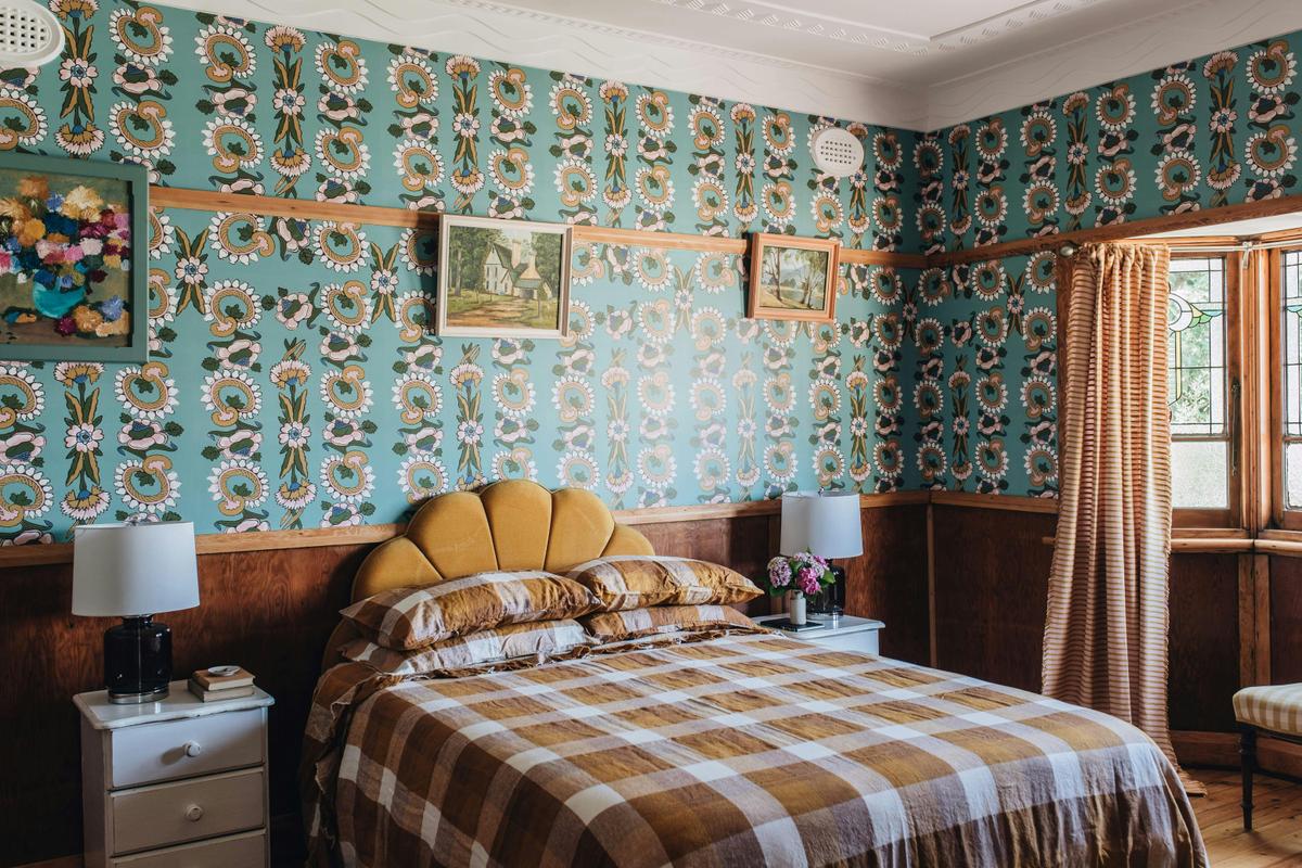 Luxury queen bedroom