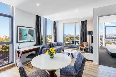 Meriton Suites Mascot Central