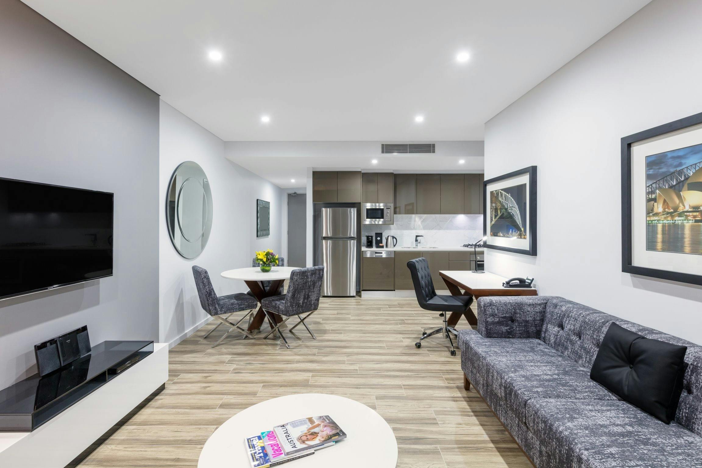 One Bedroom King Suite