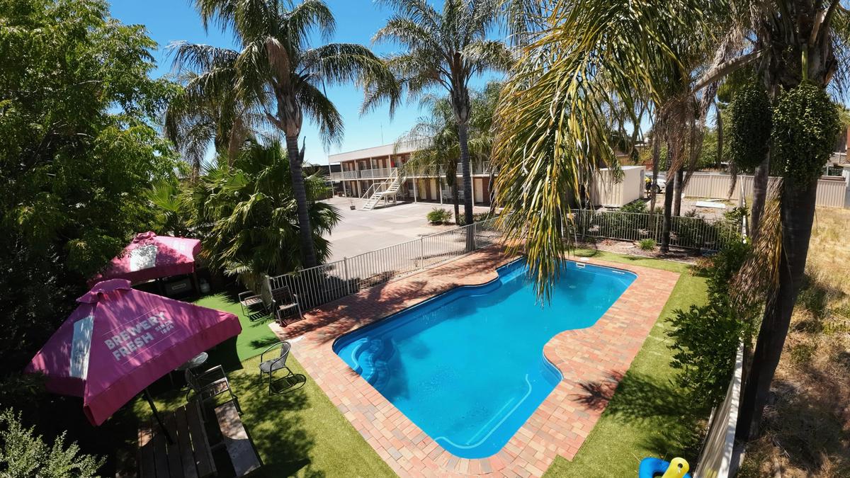 Guest inground pool
