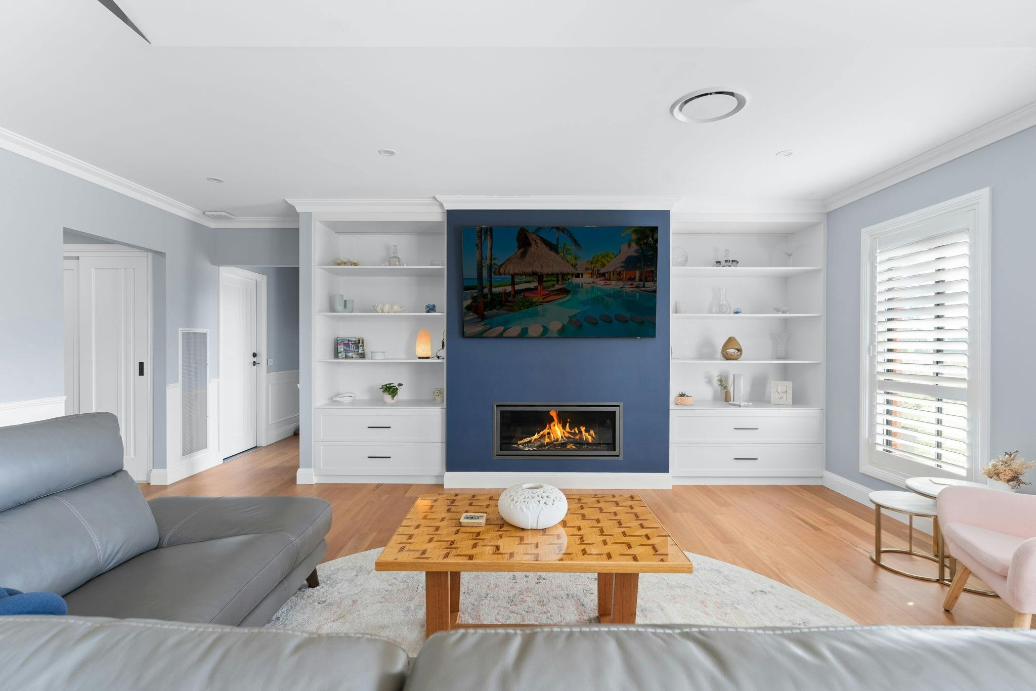 Lounge with fire at Lovely Laffing Waters