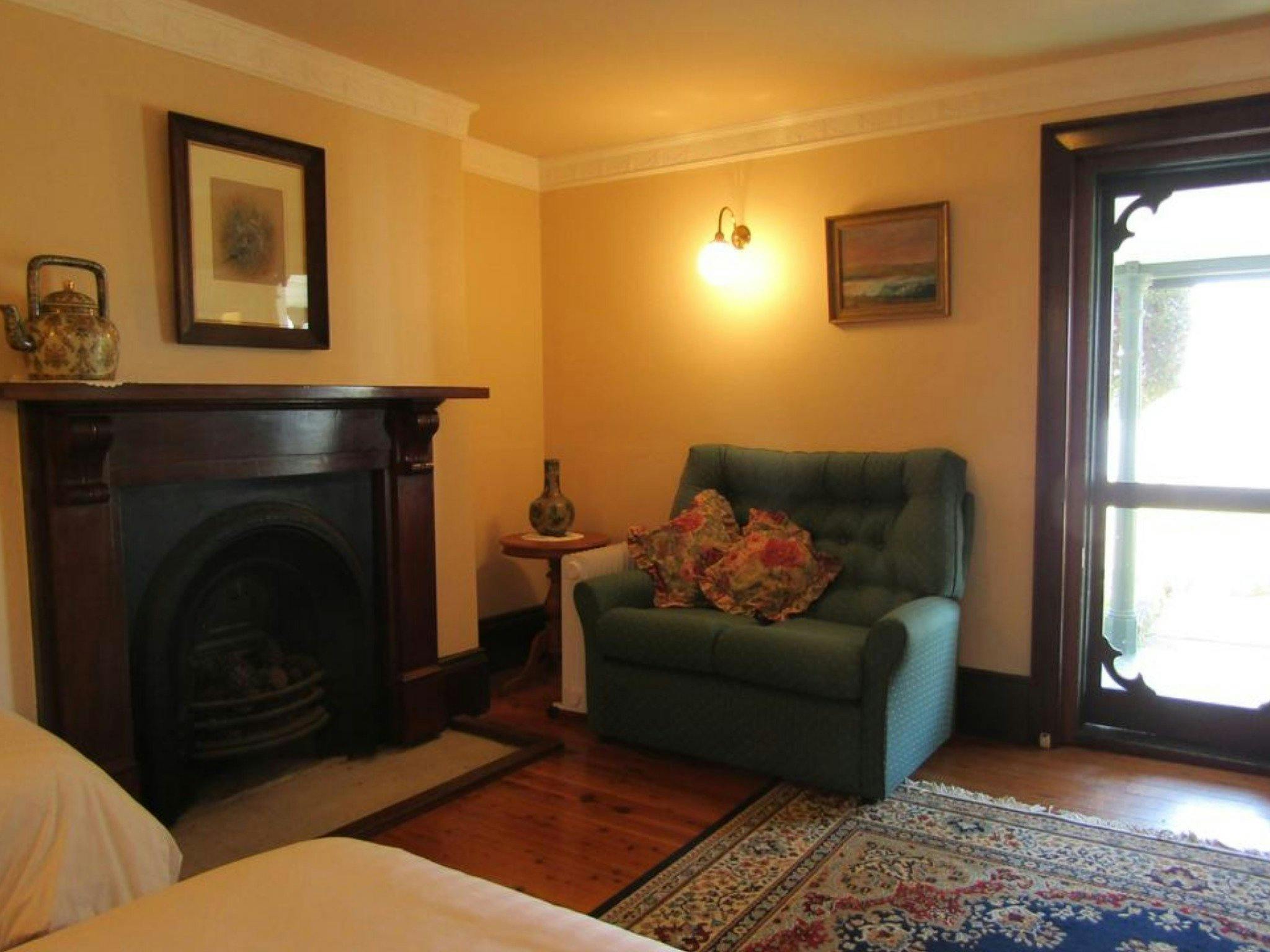 Lochinvar House - Communal Lounge