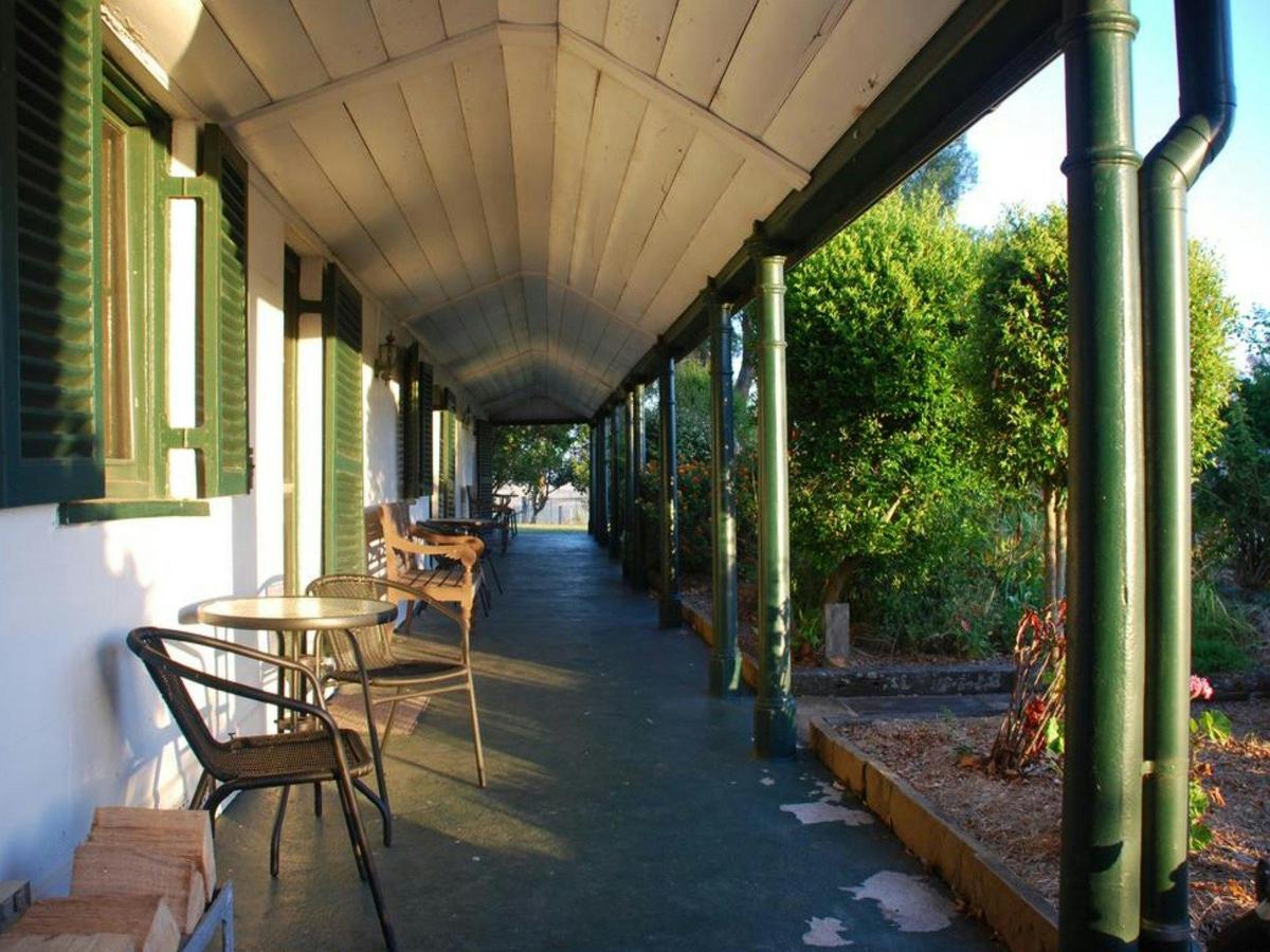 Lochinvar House - Veranda