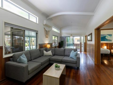 2 Bedroom Villa - 1 Bathroom