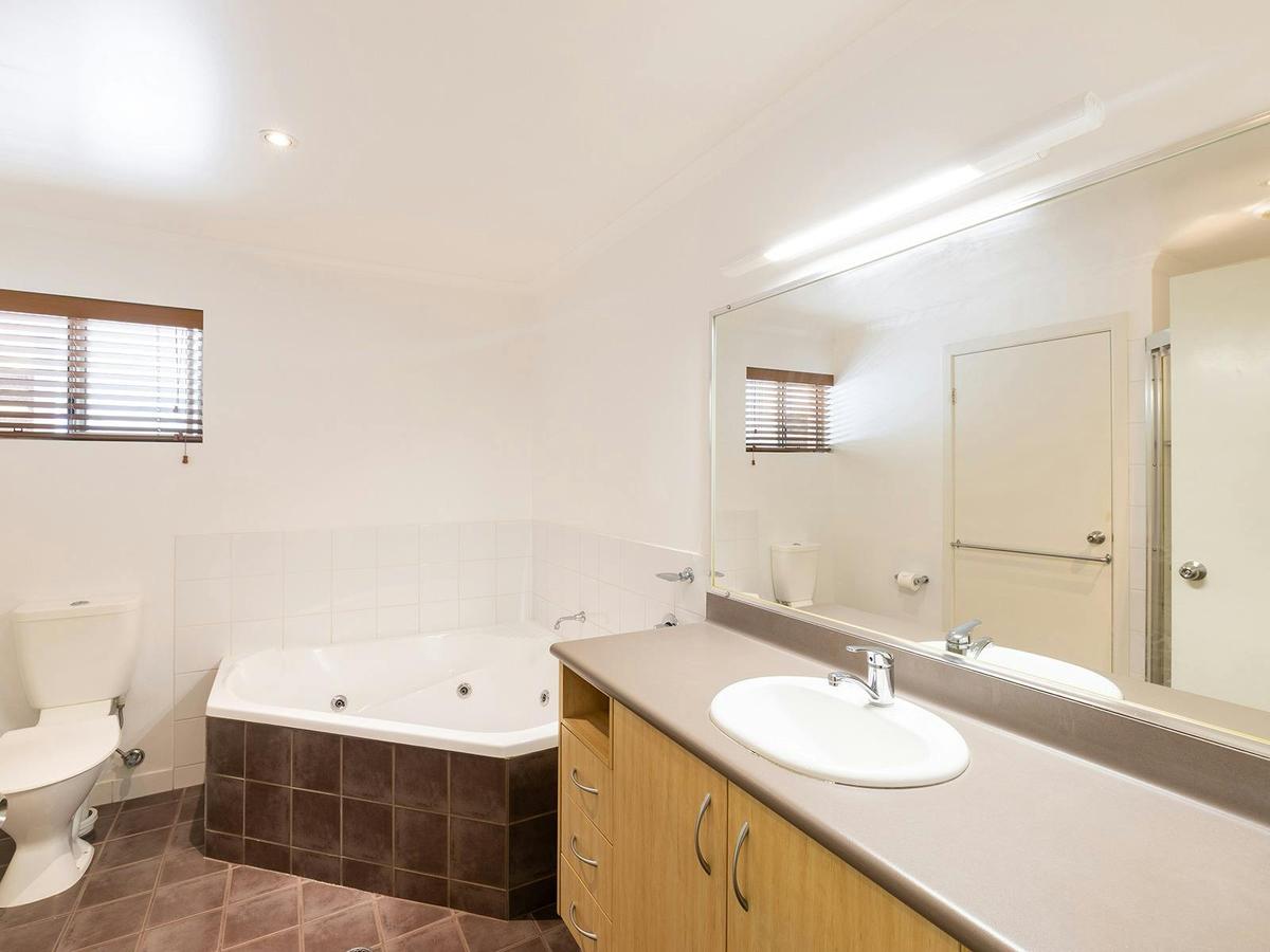 One Bedroom Spa Apartment