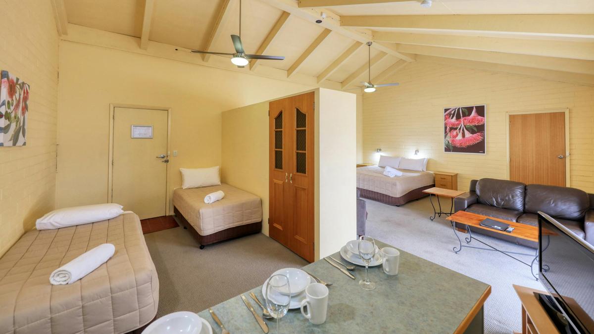 Upstairs King Suite