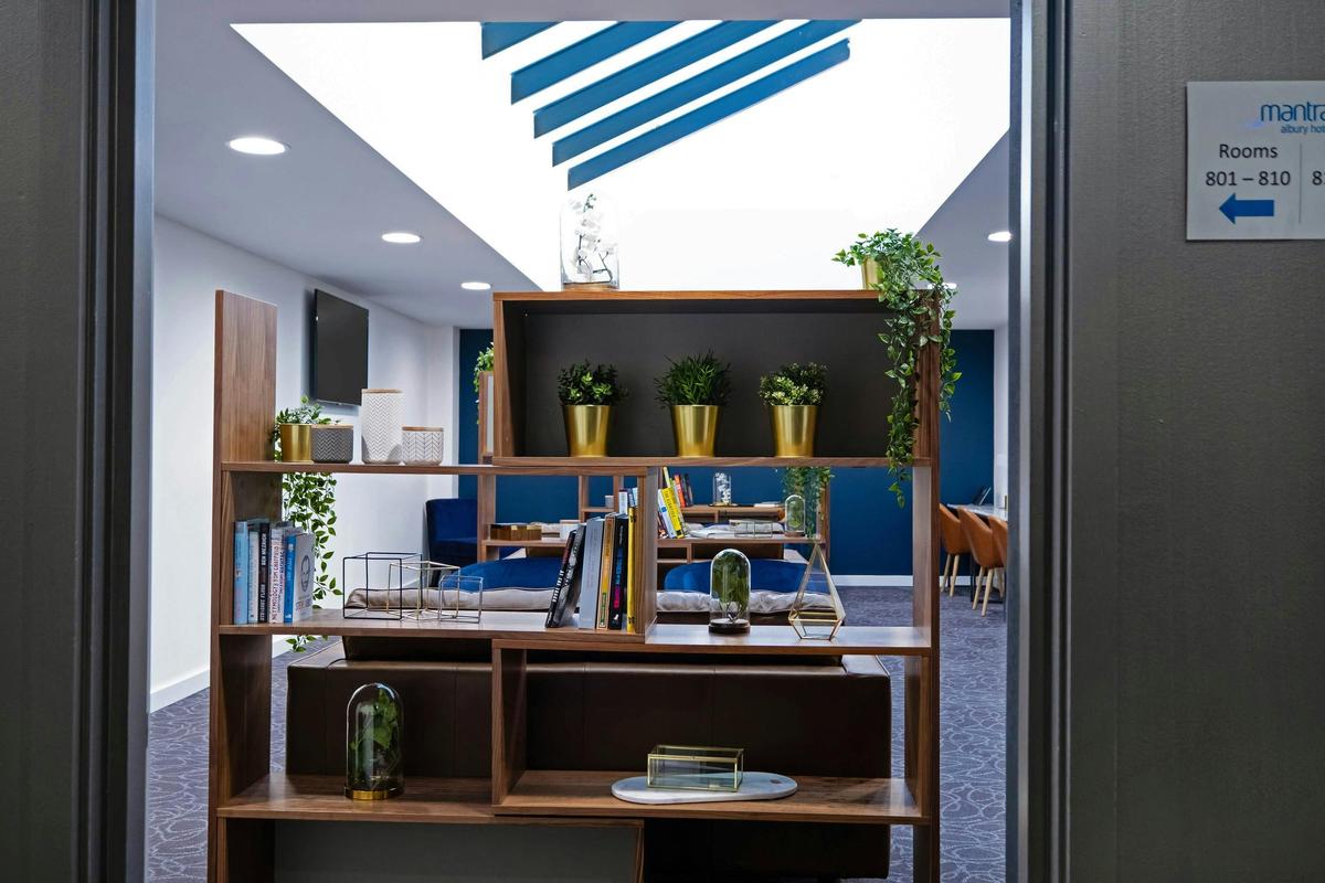 Executive Lounge