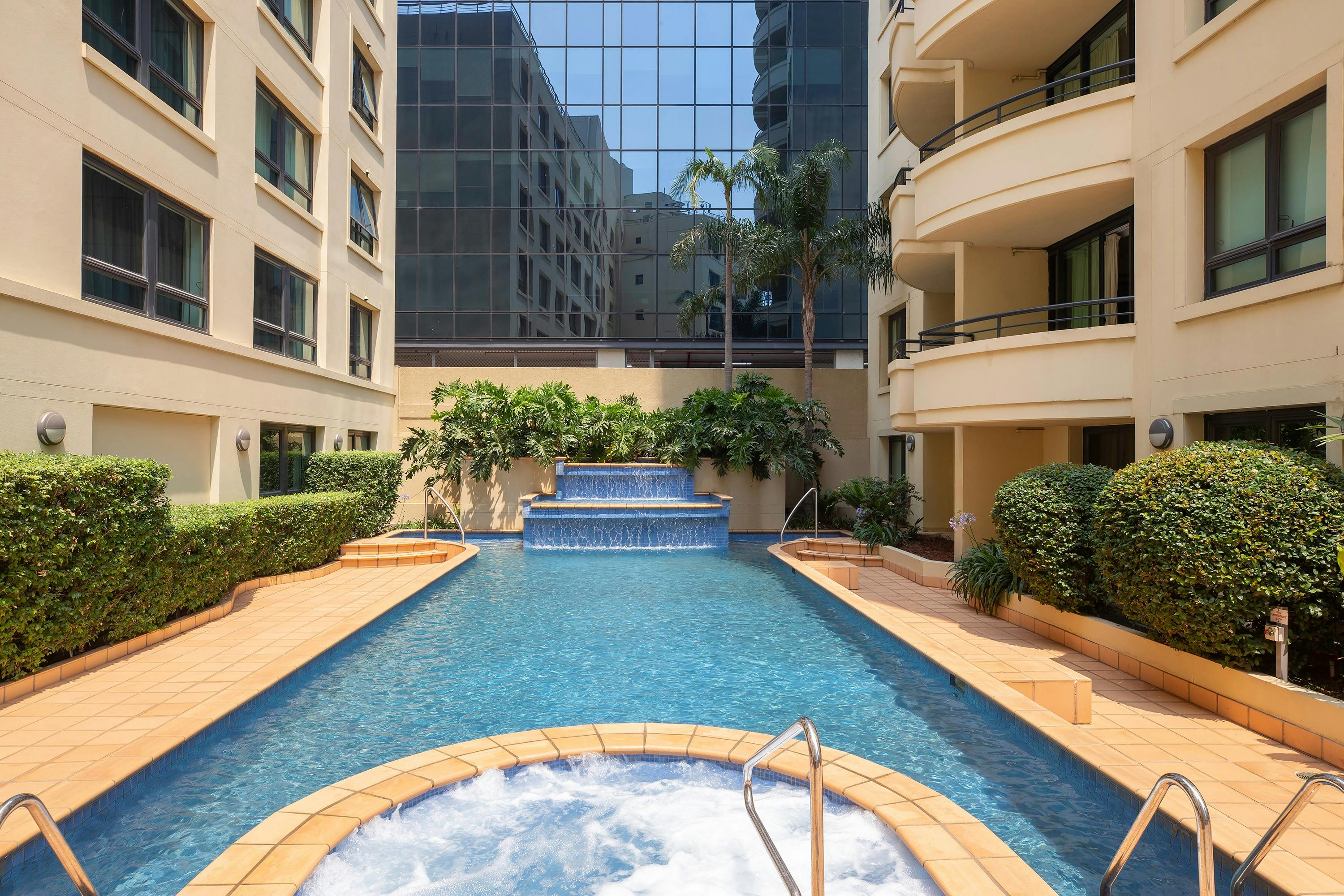 Mantra Parramatta - Swimming Pool